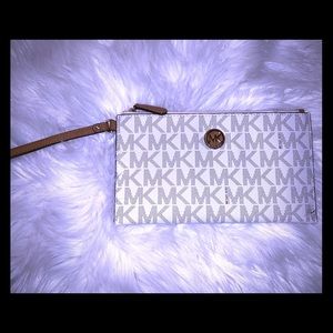 Michael Kors Clutch